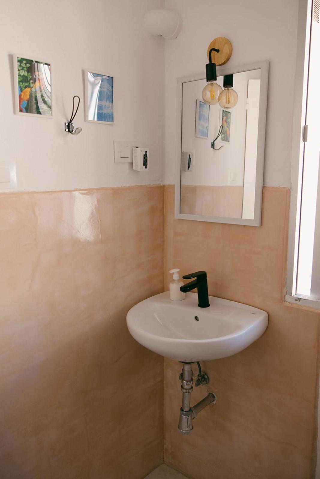 Hostal Africa Тарифа Экстерьер фото